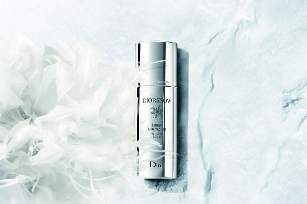 Diorsnow anti spot discount serum